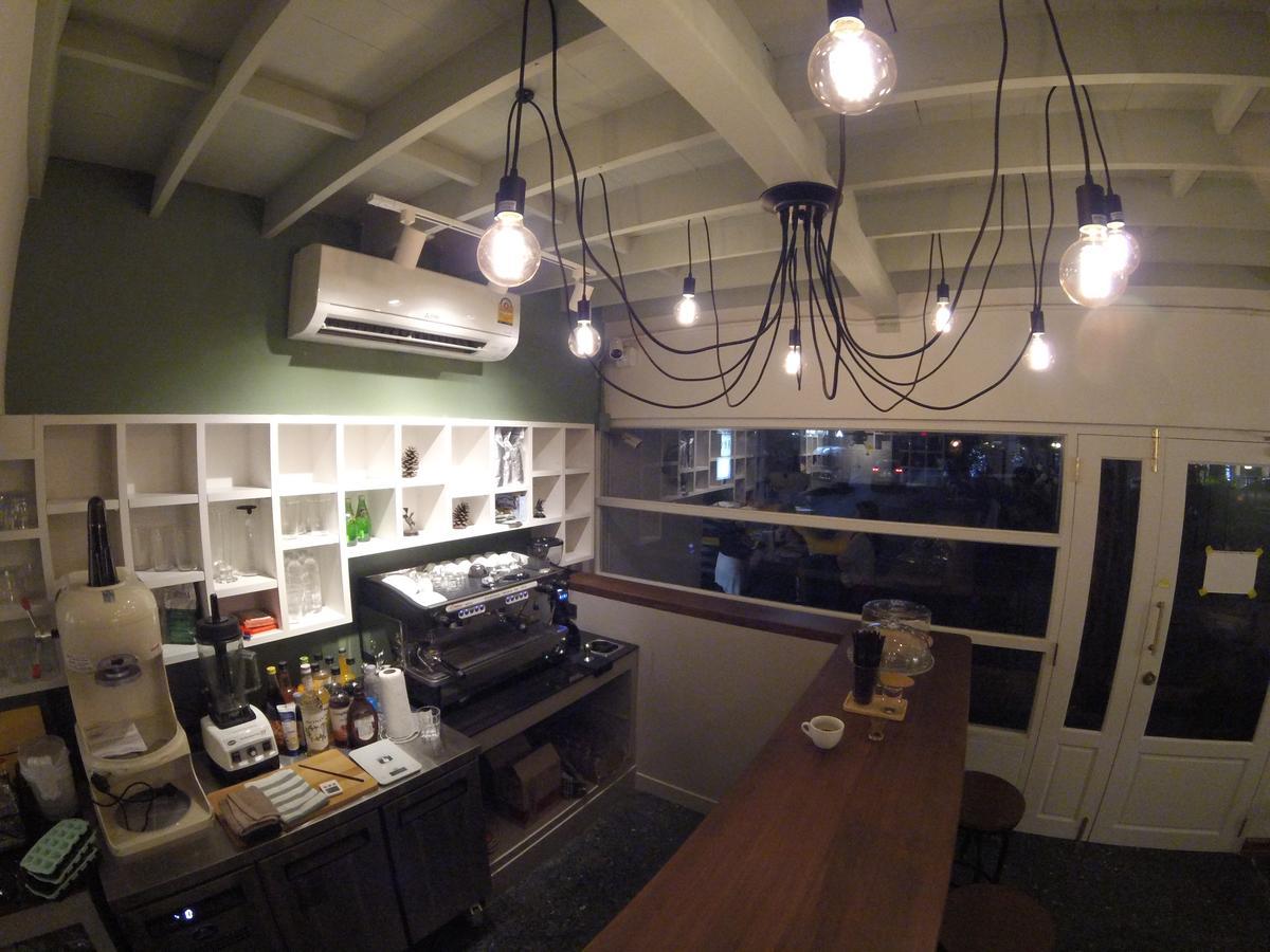 Weeping Willow Sukhumvit 26 بانكوك المظهر الخارجي الصورة
