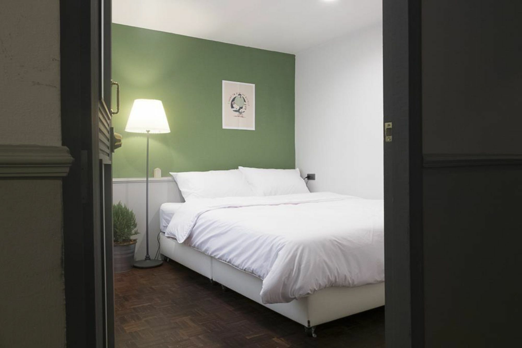 Weeping Willow Sukhumvit 26 بانكوك المظهر الخارجي الصورة