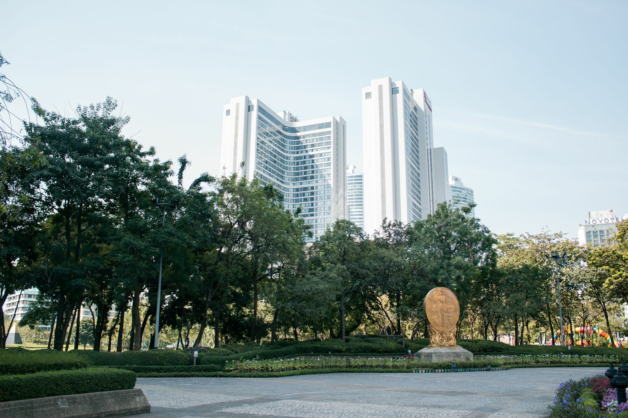 Weeping Willow Sukhumvit 26 بانكوك المظهر الخارجي الصورة