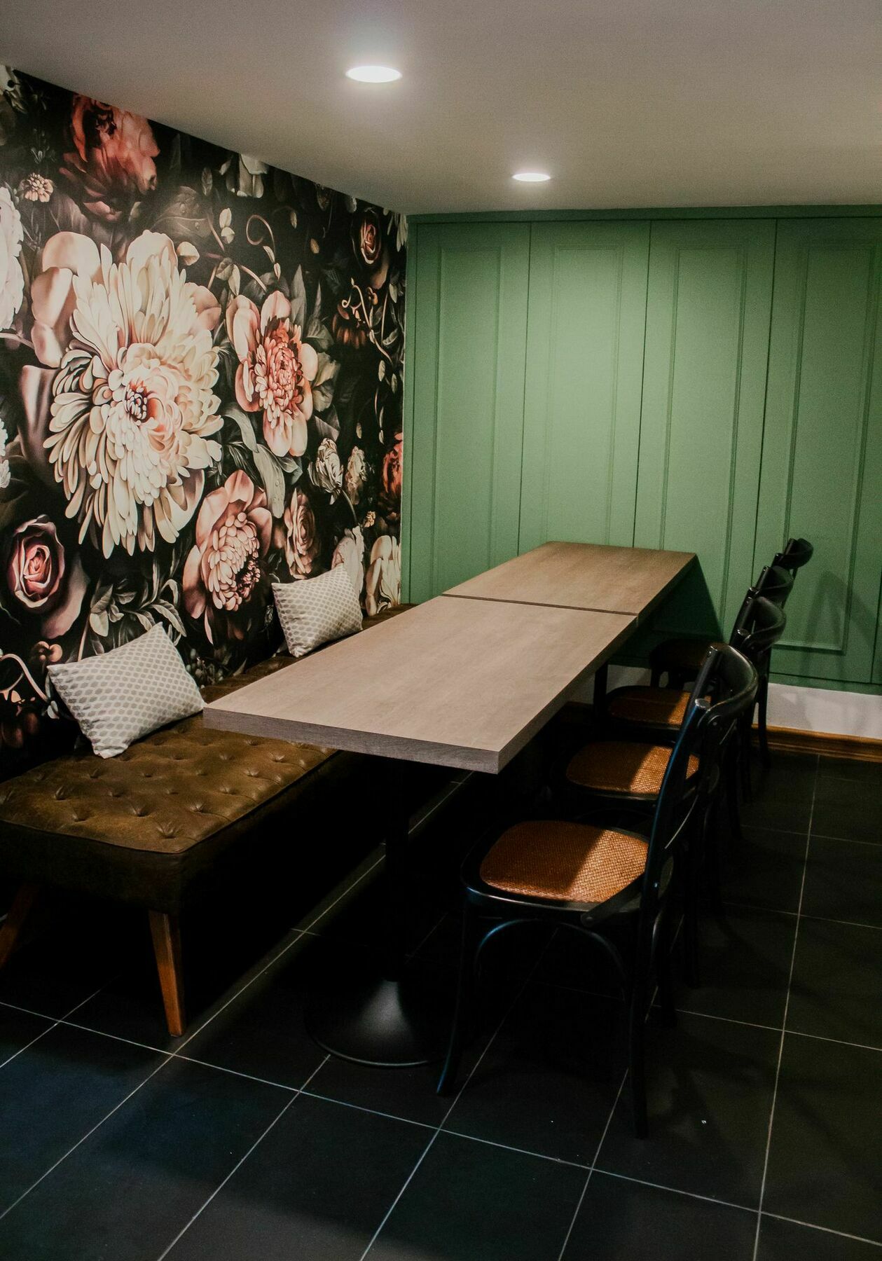 Weeping Willow Sukhumvit 26 بانكوك المظهر الخارجي الصورة